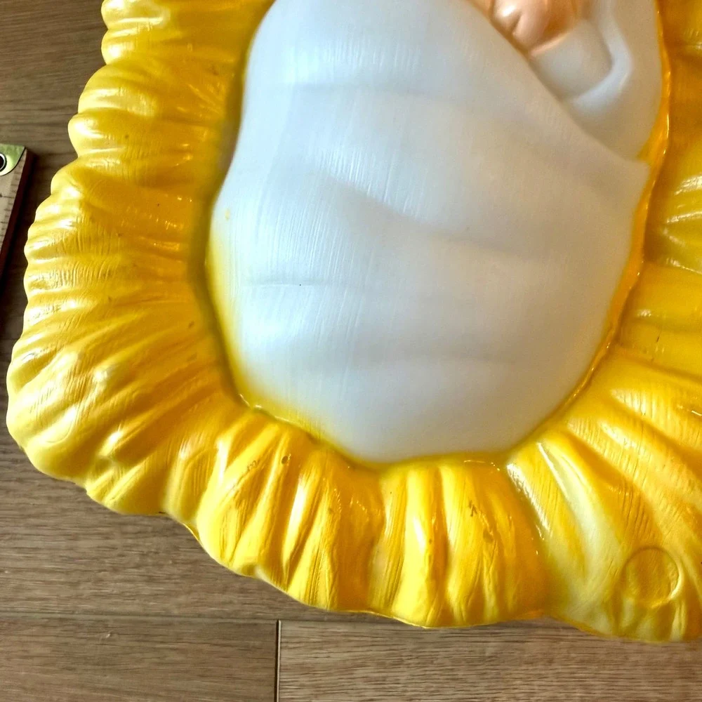 General Foam Baby Jesus Blow Mold Nativity Yellow Good Hand Painted Vtg